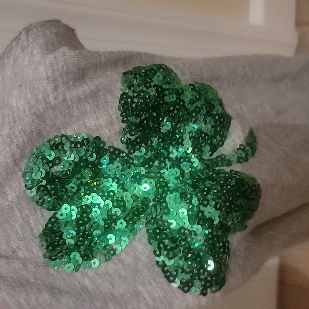 PINK Victoria's Secret Gray Tank Top With Green Sequin Shamrocks. XS. Bralette S - Picture 6 of 16
